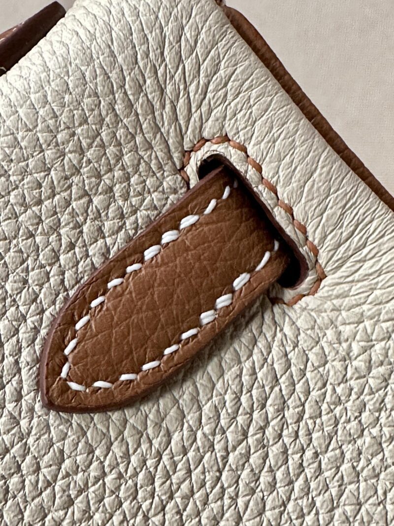 Hermès Kelly 25 Togo Craie, Gold Gold Hardware - Image 10