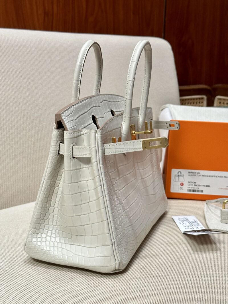 Hermès Birkin 25 Beton Matte Crocodile Gold Hardware - Image 5
