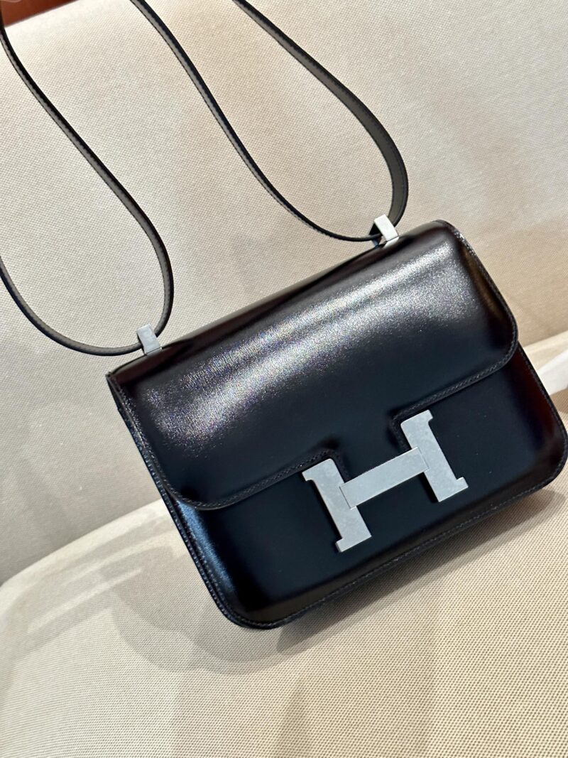 Hermès Constance 24 Noir Box Palladium Hardware - Image 2