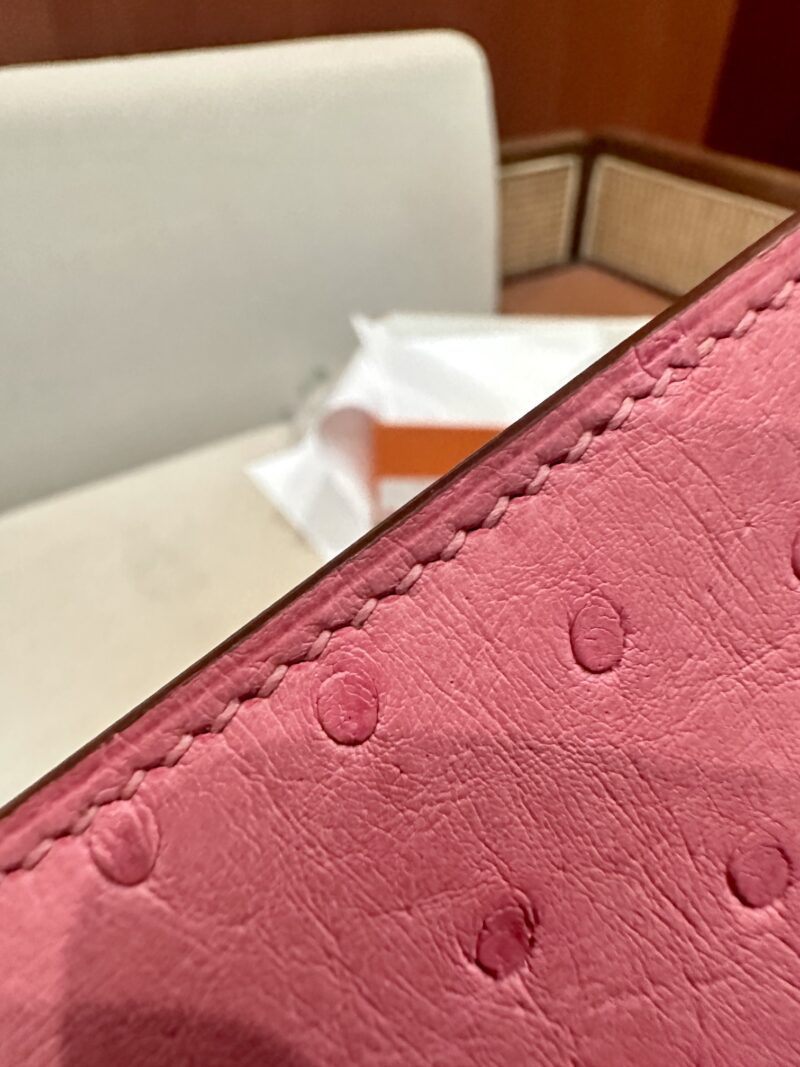 Hermès Kelly Danse 22 Ostrich Rose Bubble Gold Hardware - Image 20