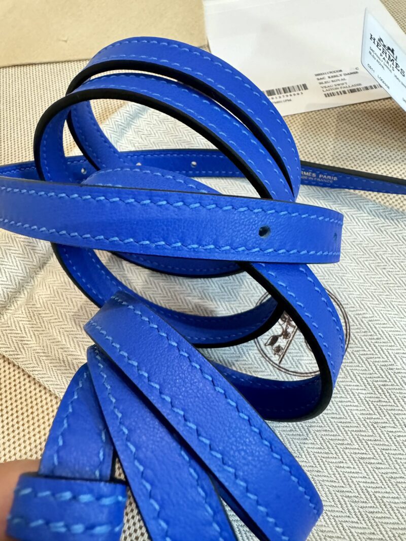 Hermès Kelly Danse 22 Swift Blue Royal Gold Hardware - Image 14