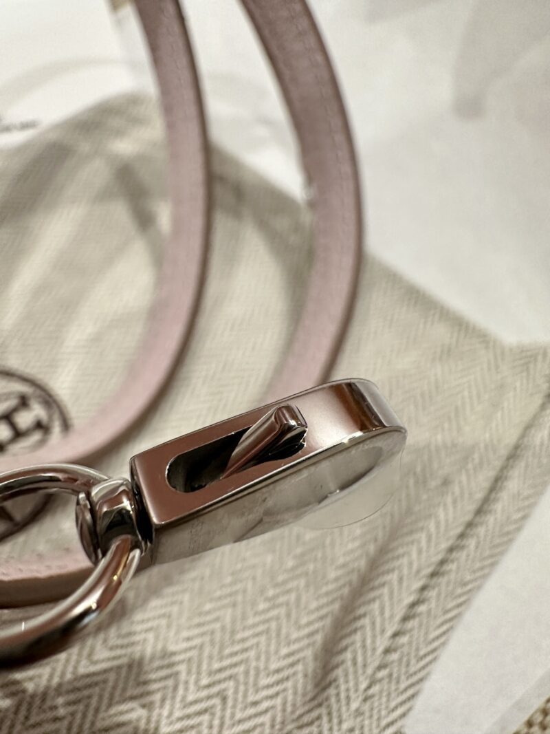 Hermès Mini Kelly 19 Chevre Mauve Pale & Gris Pearl Silver Hardware - Image 17