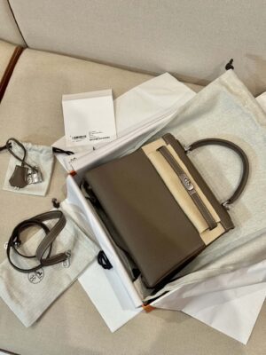 Hermès Kelly 25 Togo Etoupe Silver Hardware