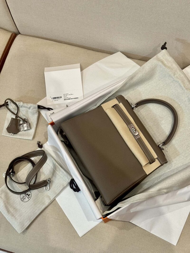 Hermès Kelly 25 Togo Etoupe Silver Hardware