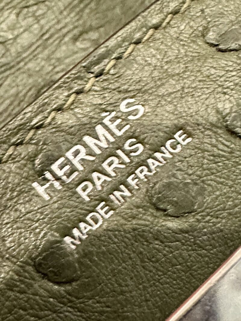 Hermès Birkin 30 Olive Green Ostrich Palladium Hardware - Image 7