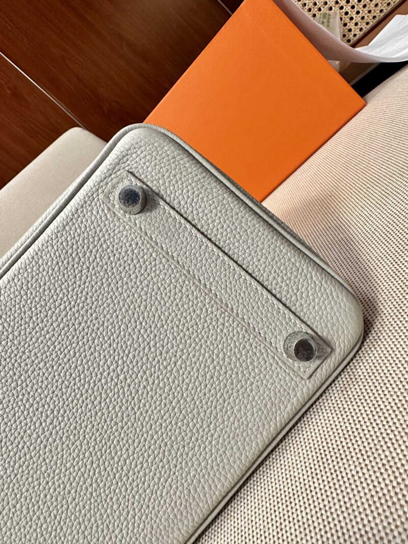 Hermès Birkin 25 Gris Pearl Crocodile, Togo Palladium Hardware - Image 6