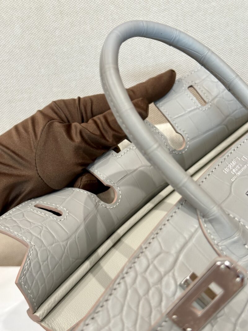 Hermès Birkin 25 Gris Pearl Matte Alligator Palladium Hardware - Image 8