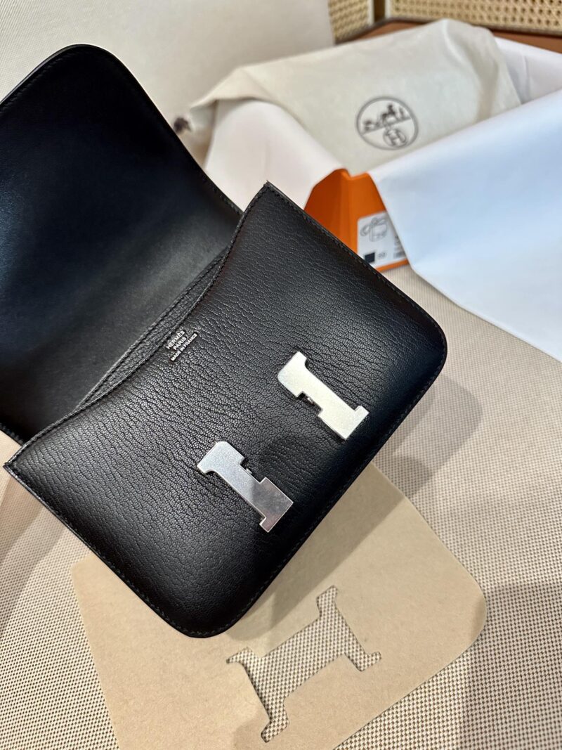 Hermès Constance 19 Noir Chevre Palladium Hardware - Image 5