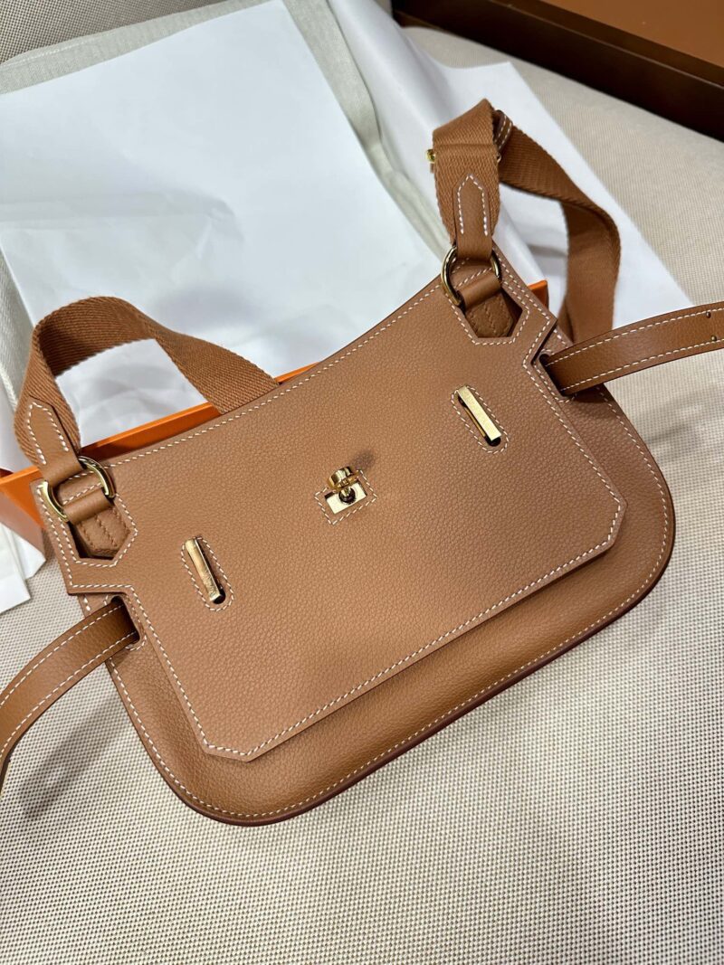 Hermès Jypsiere 23 Evercolor Gold Gold Hardware - Image 7