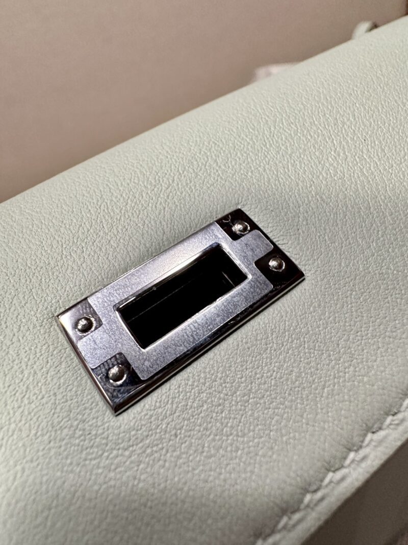 Hermès Kelly Danse 22 Swift Vert Fizz Silver Hardware - Image 5