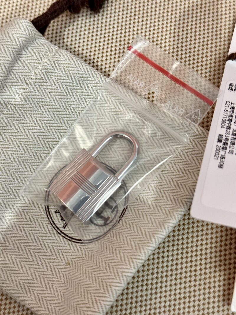 Hermès Picotin 22 Clemence Caban Silver Hardware - Image 13