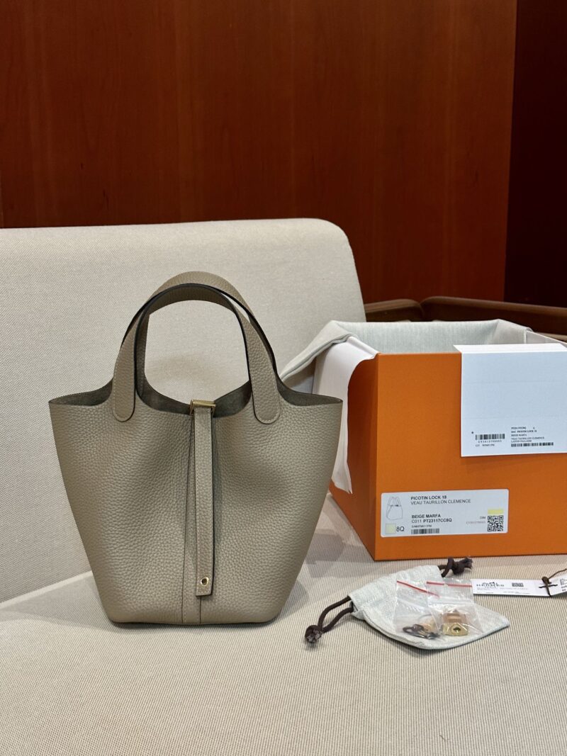 Hermès Picotin 18 Taurillon Clemence Beige Marfa Silver Hardware - Image 4