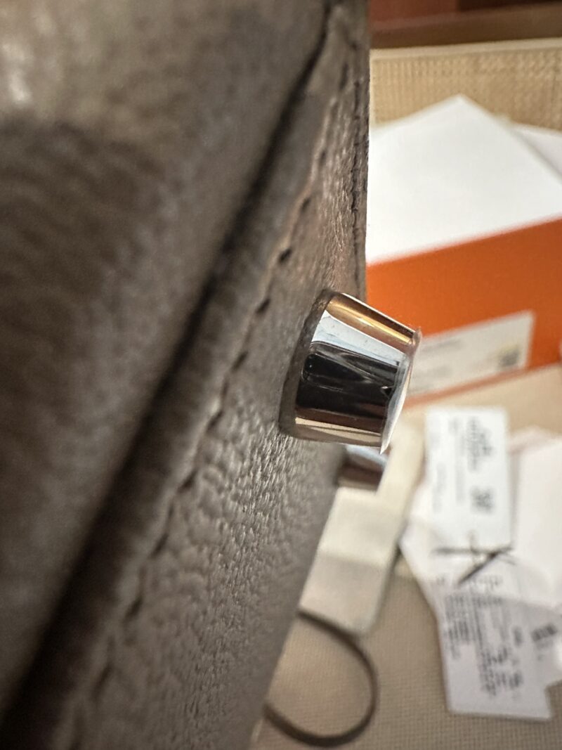 Hermès Kelly 25 Chevre Etoupe Silver Hardware - Image 13