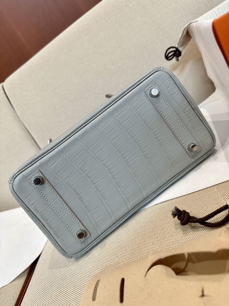 Hermès Birkin 25 Gris Pearl Matte Alligator Palladium Hardware - Image 6