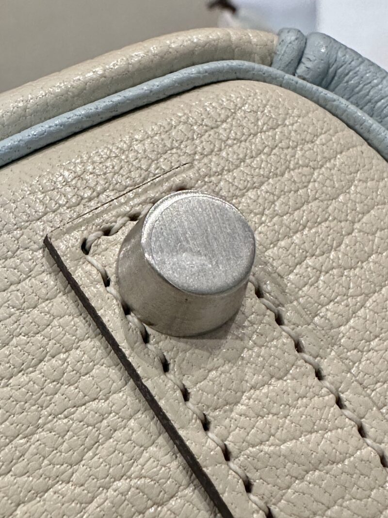 Hermès Birkin 25 Nata, Blue Brume Chevre Palladium Hardware - Image 13