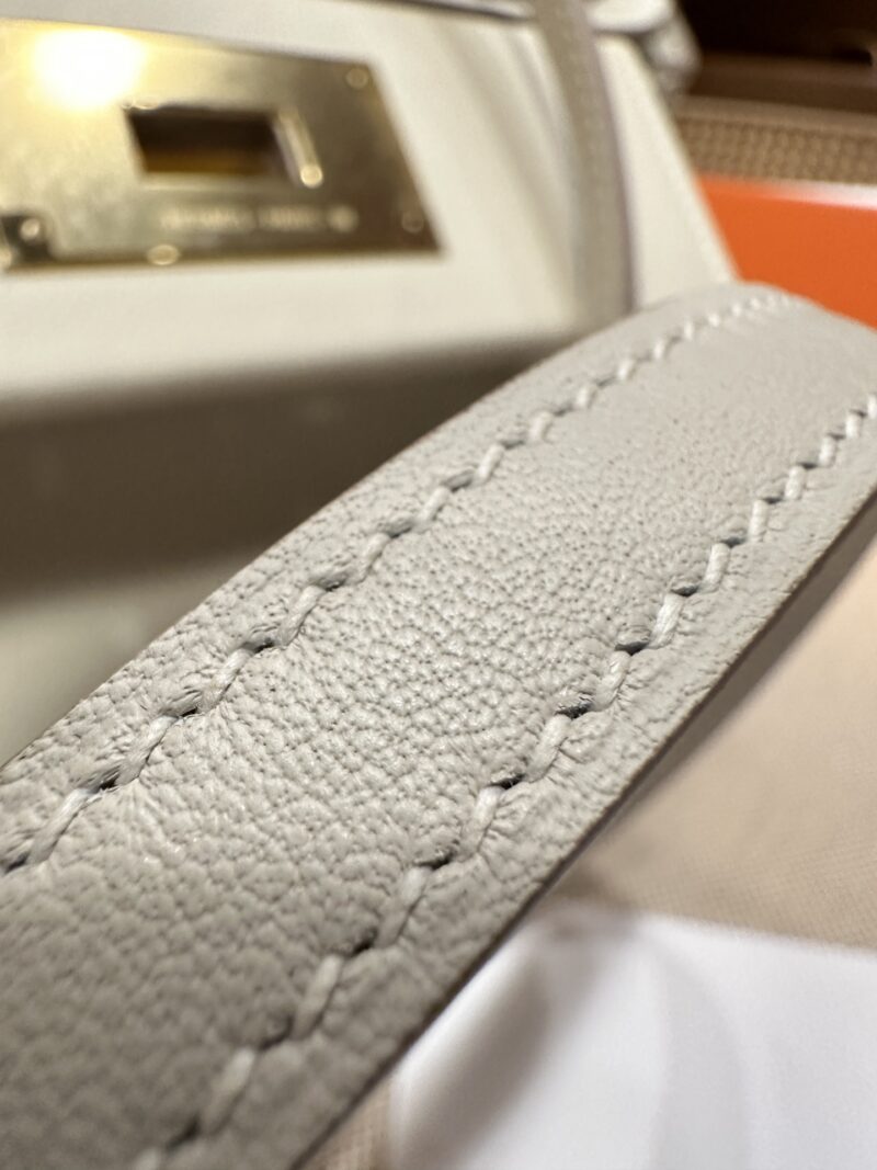 Hermès Mini Kelly 2424 Evercolor & Swift Beton Gold Hardware - Image 18