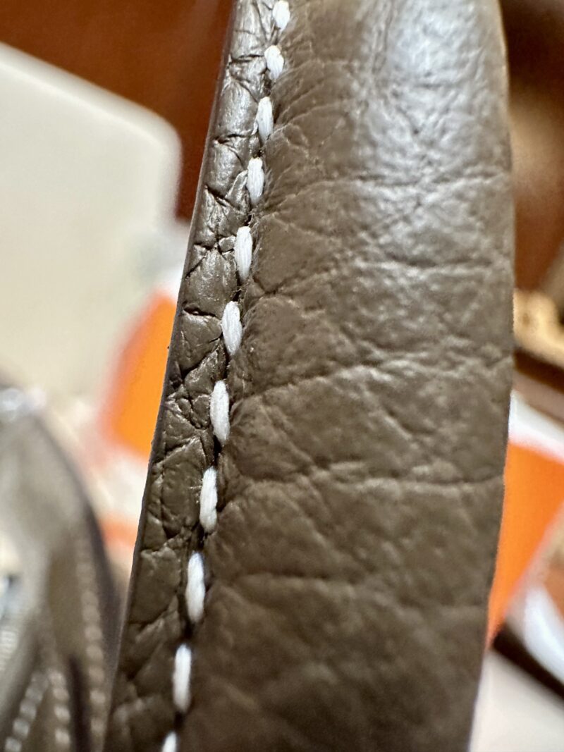 Hermès Lindy 26 Taurillon Clemence Etoupe Silver Hardware - Image 18