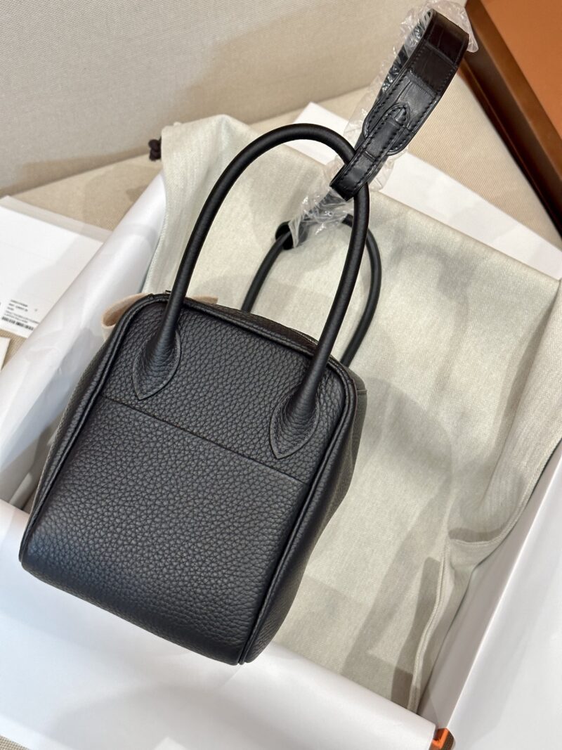 Hermès Lindy 26 Taurillon Clemence & Matte Alligator Noir Silver Hardware - Image 7