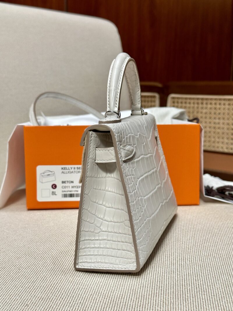 Hermès Mini Kelly Matte Alligator Beton Silver Hardware - Image 11