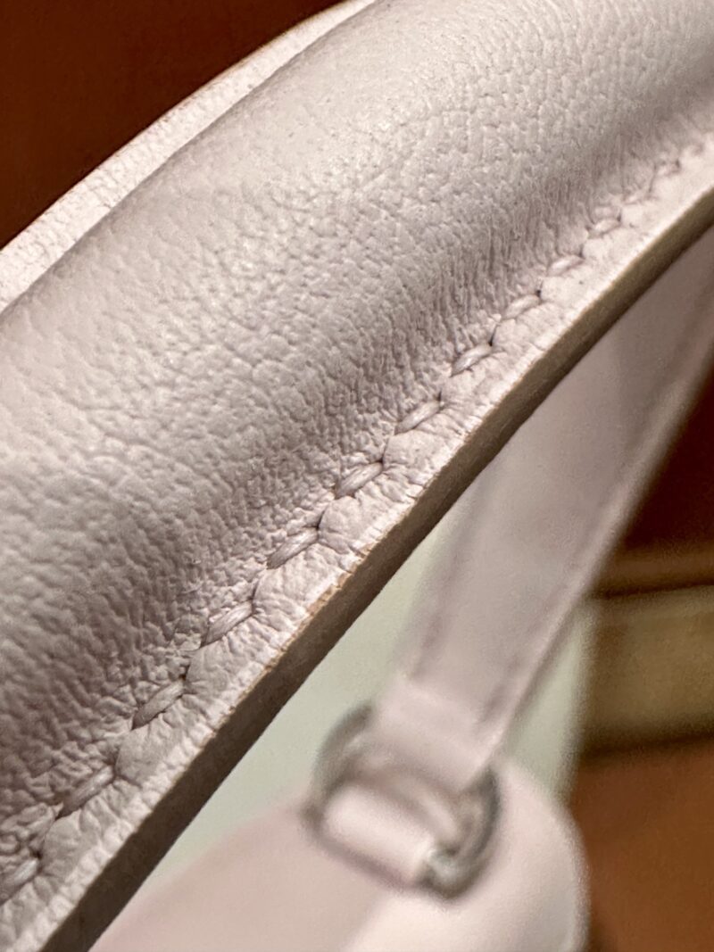 Hermès Kelly 25 Swift Mauve Silver Hardware - Image 9