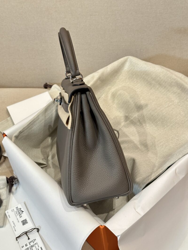Hermès Kelly 25 Togo Etain Silver Hardware - Image 9