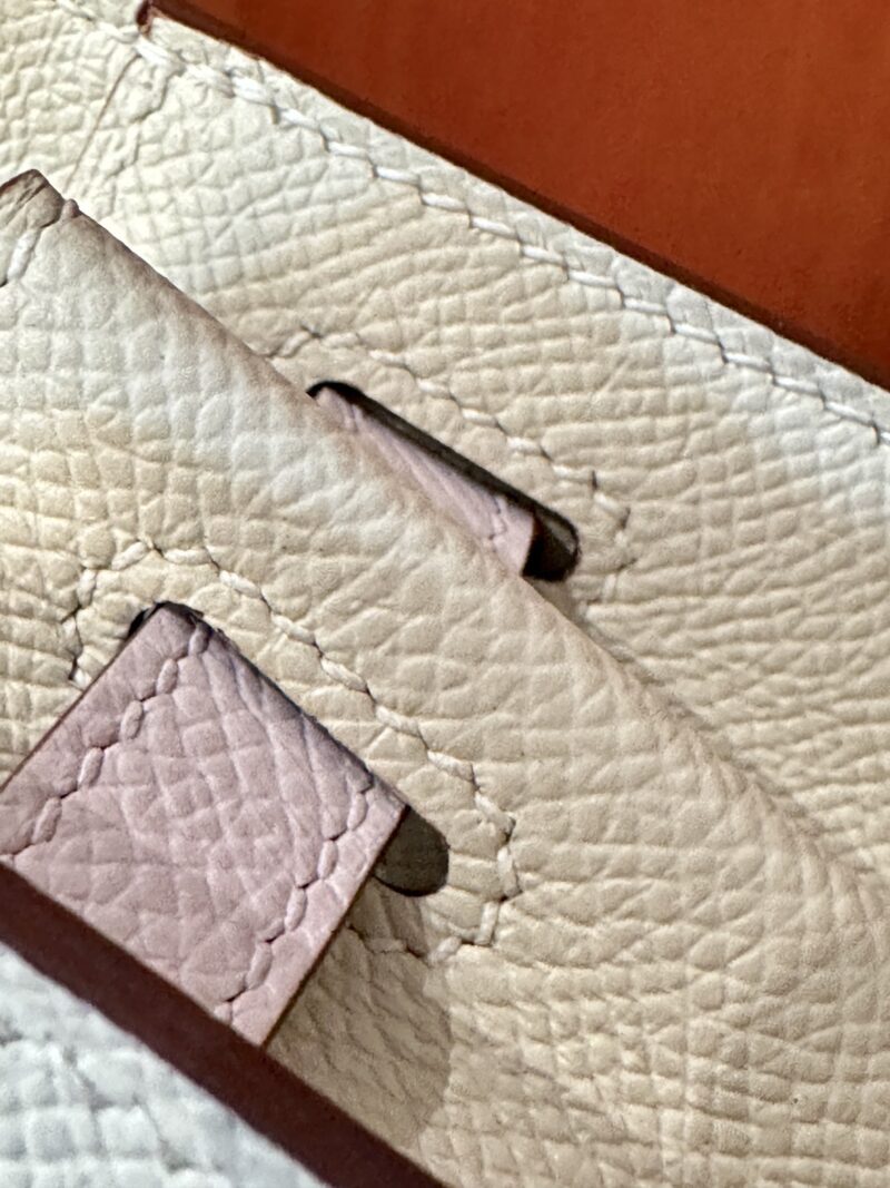 Hermès Kelly 25 Epsom Craie, Mauve Pale Silver Hardware - Image 13