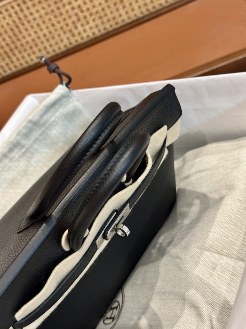 Hermès Birkin 25 Noir, Silver Togo Palladium Hardware - Image 6