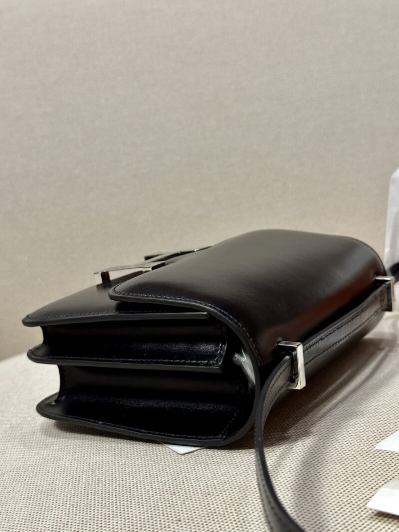 Hermès Constance 18 Noir Box Palladium Hardware - Image 12