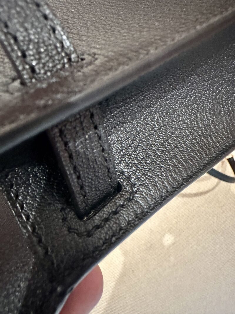 Hermès Mini Kelly Chevre Noir Gold Hardware - Image 9