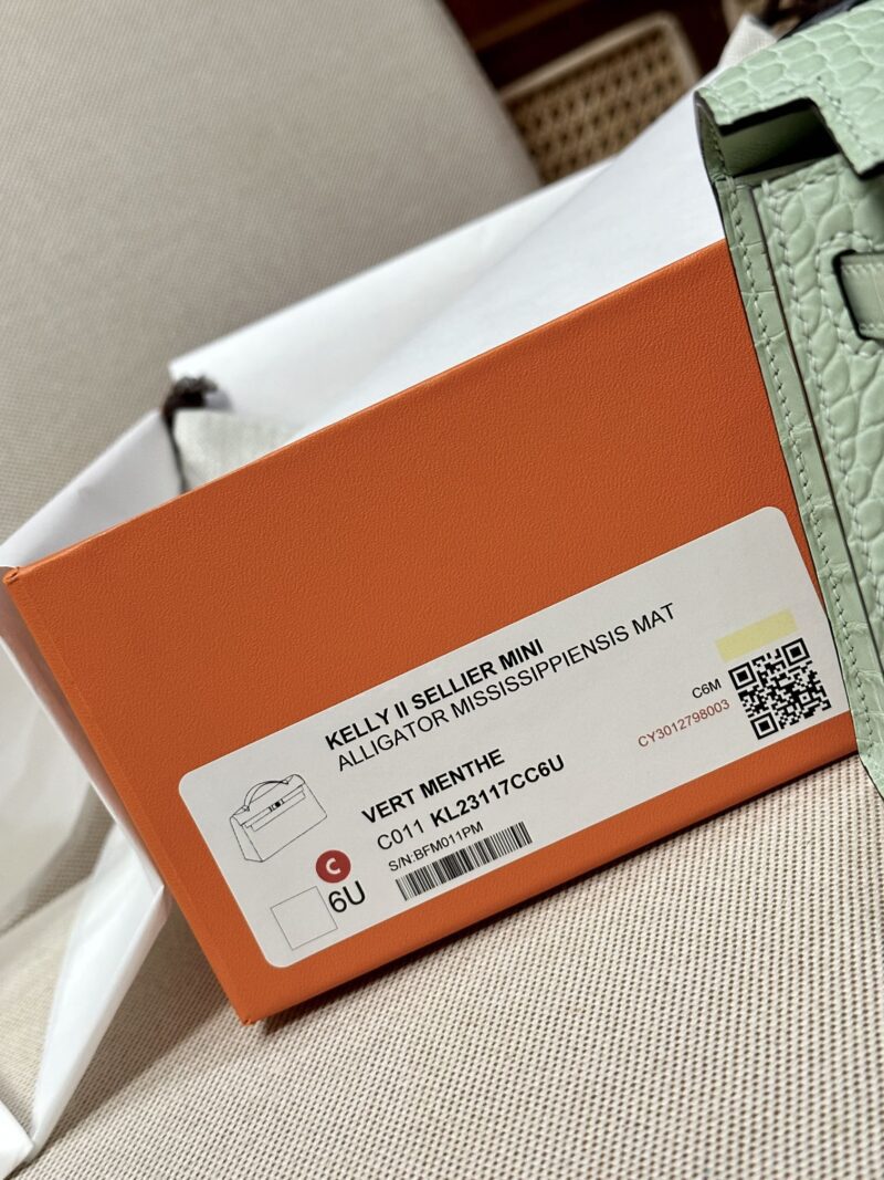 Hermès Mini Kelly Matte Alligator Vert D'eau Gold Hardware - Image 20