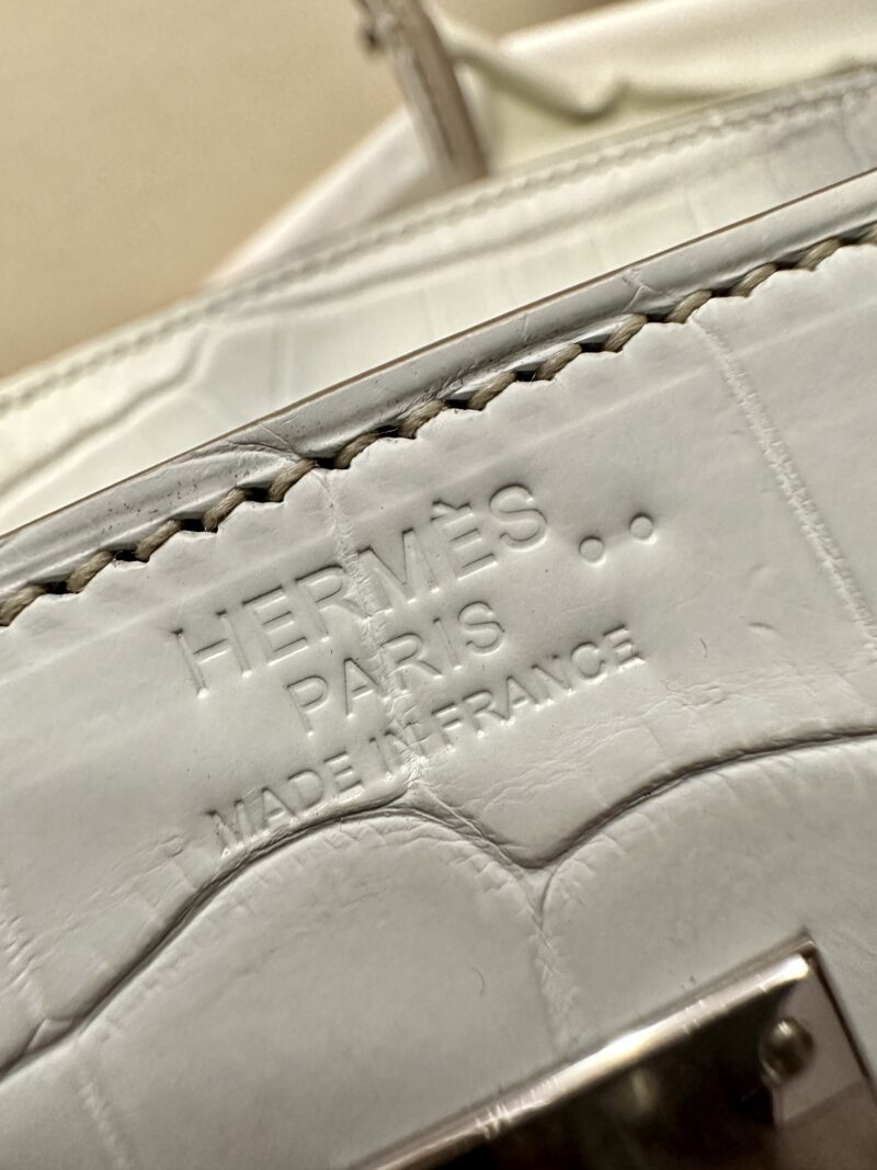 Hermès Birkin 25 Himalaya Crocodile Palladium Hardware - Image 16