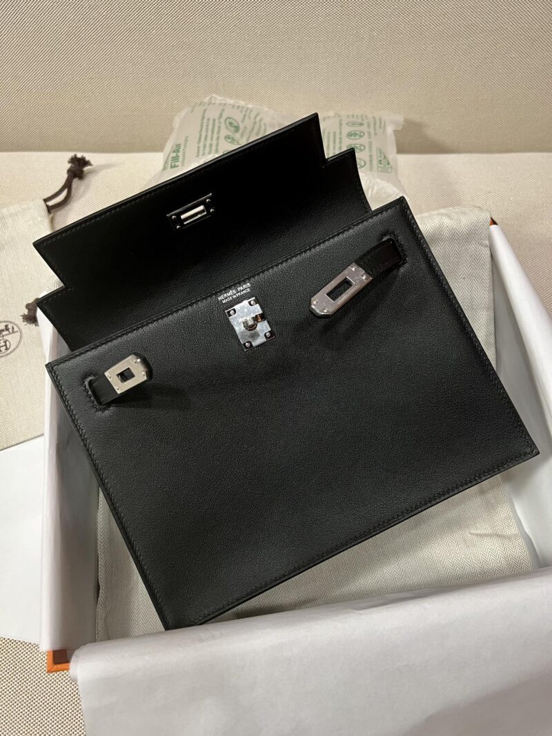 Hermès Kelly Danse 22 Swift Noir Silver Hardware - Image 8