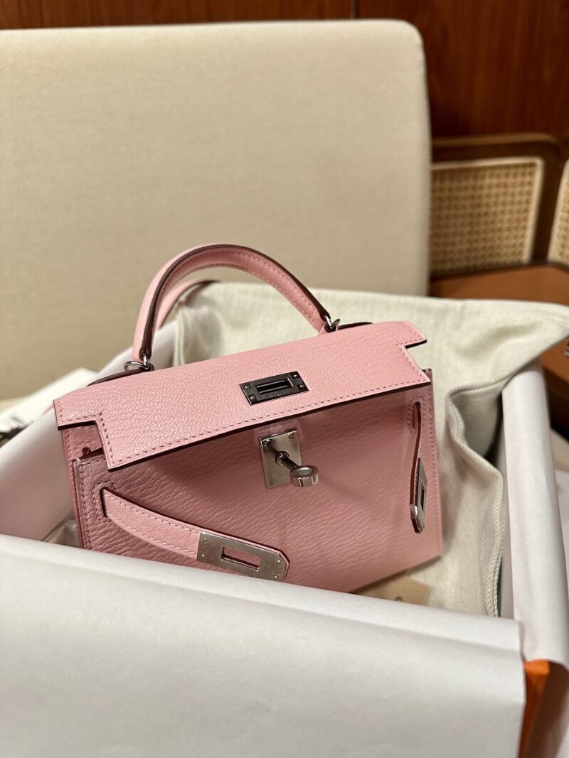 Hermès Mini Kelly 19 Chevre Rose Sakura Gold Hardware - Image 7