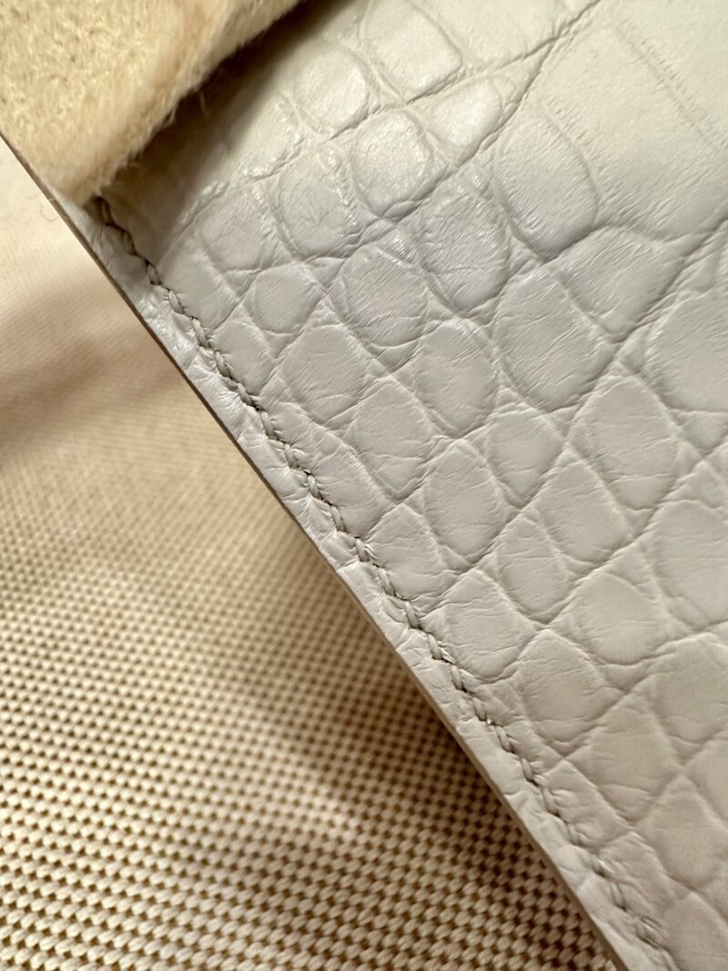 Hermès Mini Kelly Matte Alligator Beton Silver Hardware - Image 16