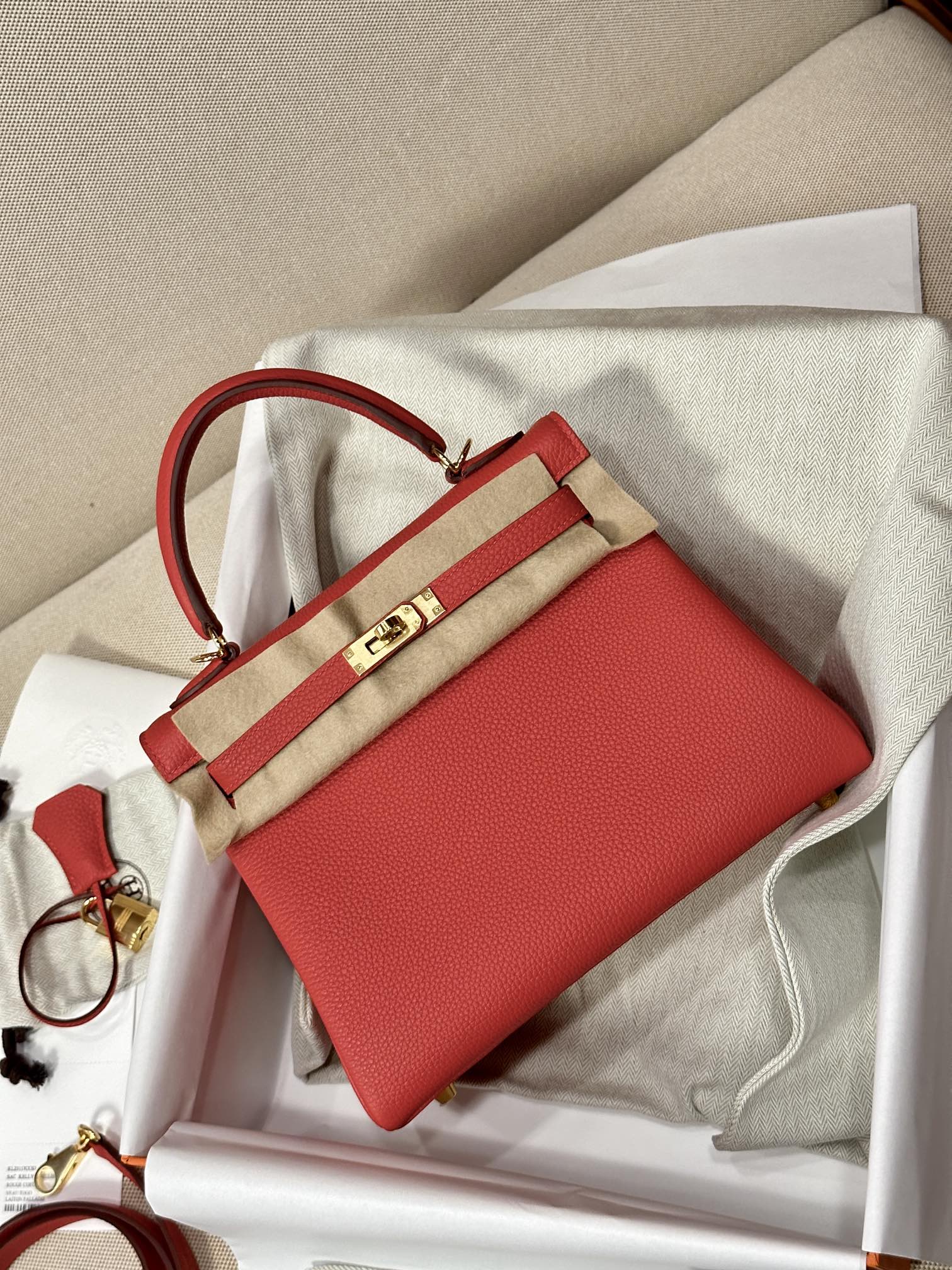 Hermes Kelly Inspired Swindon
