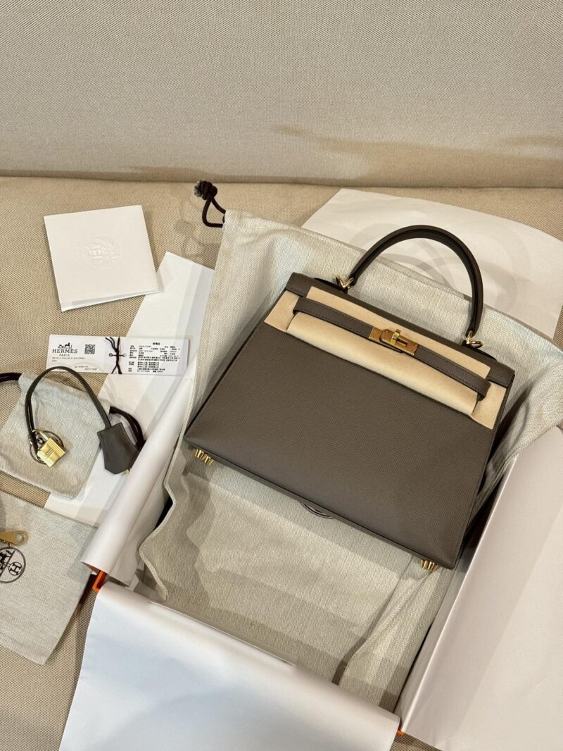 Hermès Kelly 28 Epsom Etain, Gold Gold Hardware