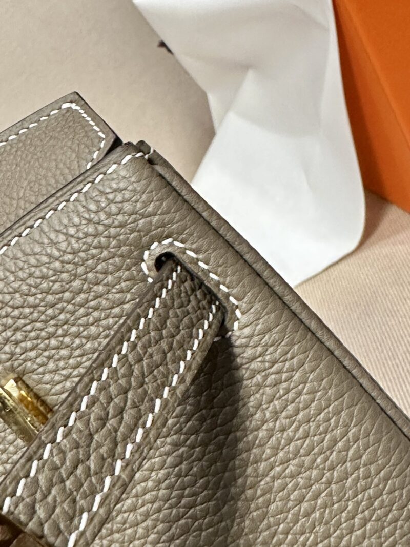 Hermès Birkin 25 Etoupe Togo Gold Hardware - Image 19