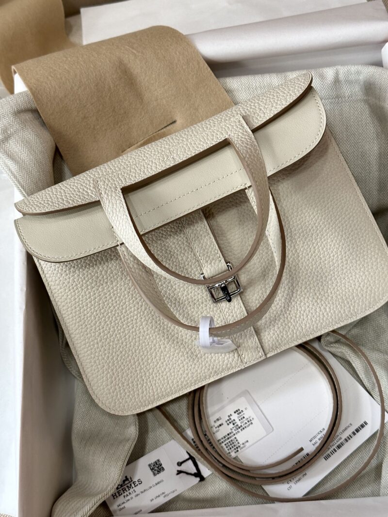 Hermès Halzan 25 Taurillon Clemence & Swift Craie Silver Hardware - Image 2