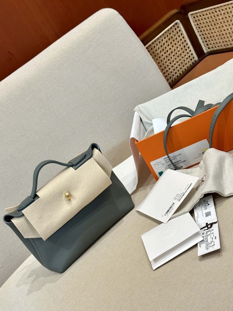 Hermès Mini Kelly 2424 Evercolor Vert Amande Gold Hardware - Image 2