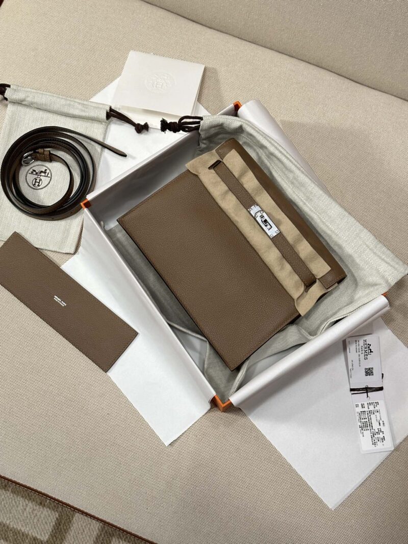 Hermès Kelly Danse 22 Evercolor Beige Weimer Silver Hardware