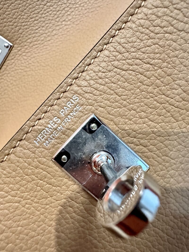 Hermès Kelly Danse 22 Evercolor Chai Silver Hardware - Image 7