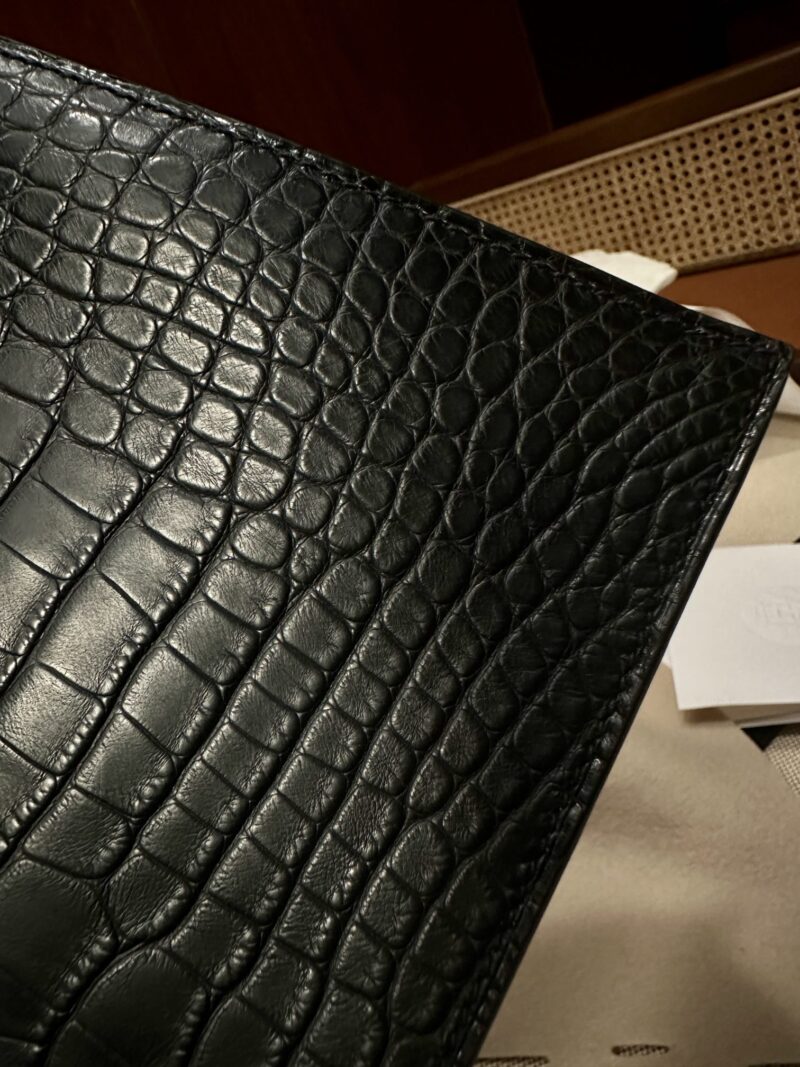 Hermès Kelly Danse 22 Matte Crocodile Noir Gold Hardware - Image 21