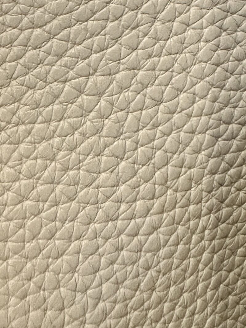 Hermès Lindy 26 Taurillon Clemence Beton Silver Hardware - Image 5