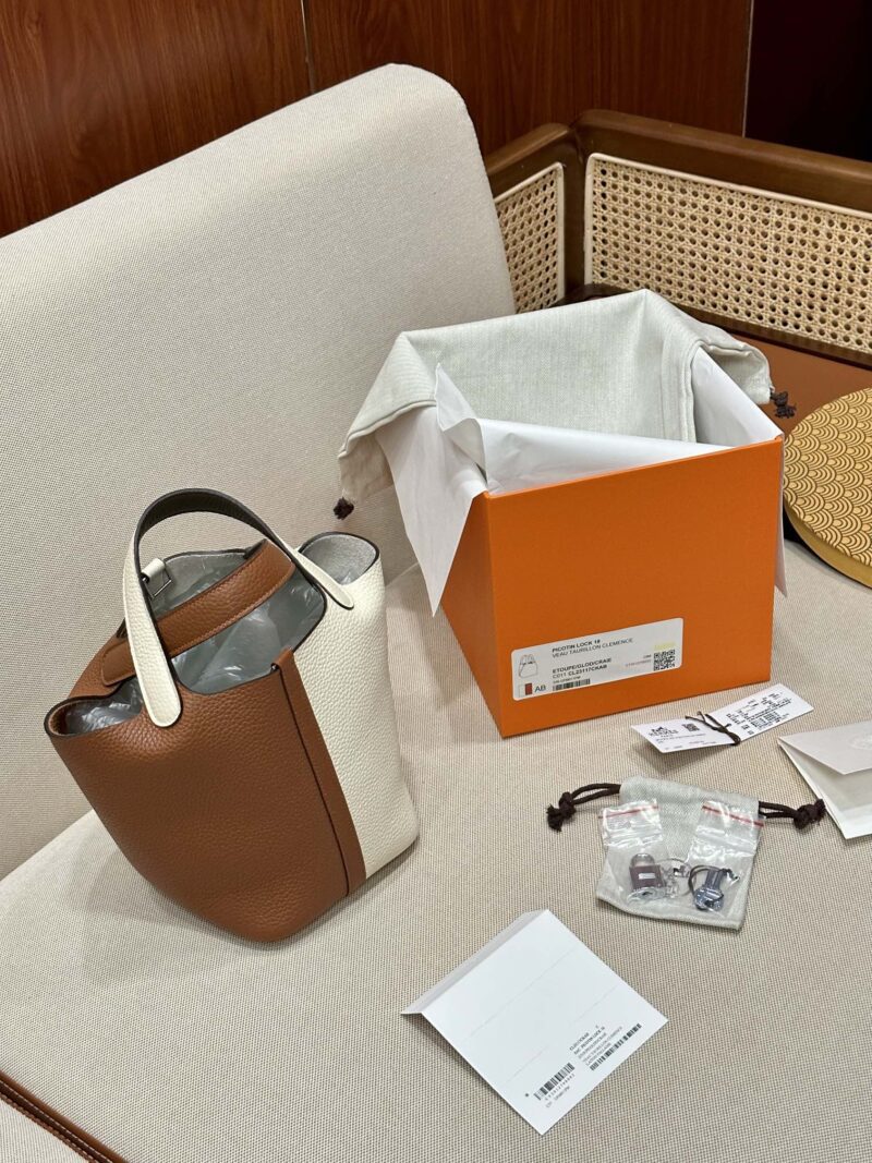 Hermès Picotin 18 Taurillon Clemence Nata & Etoupe Silver Hardware