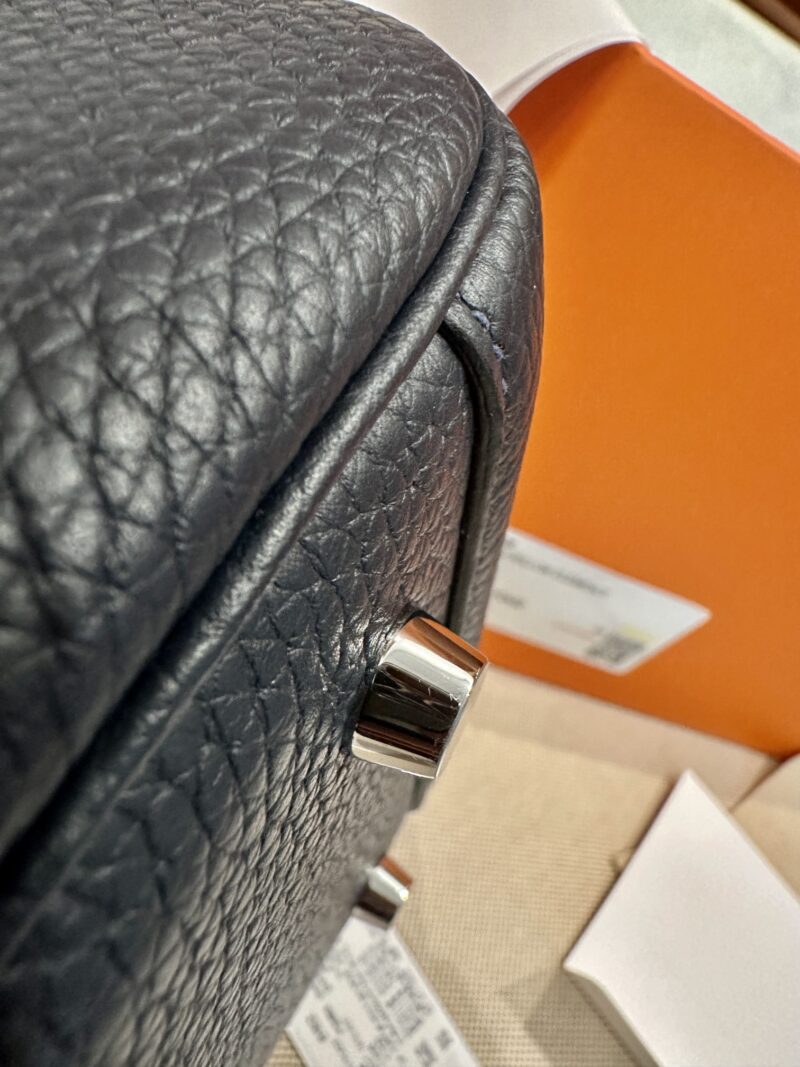 Hermès Mini Lindy 19 Togo Noir Silver Hardware - Image 14