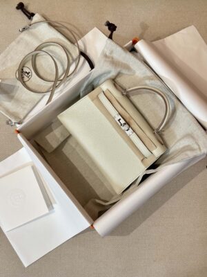 Hermès Mini Kelly 19 Chevre Mushroom Silver Hardware