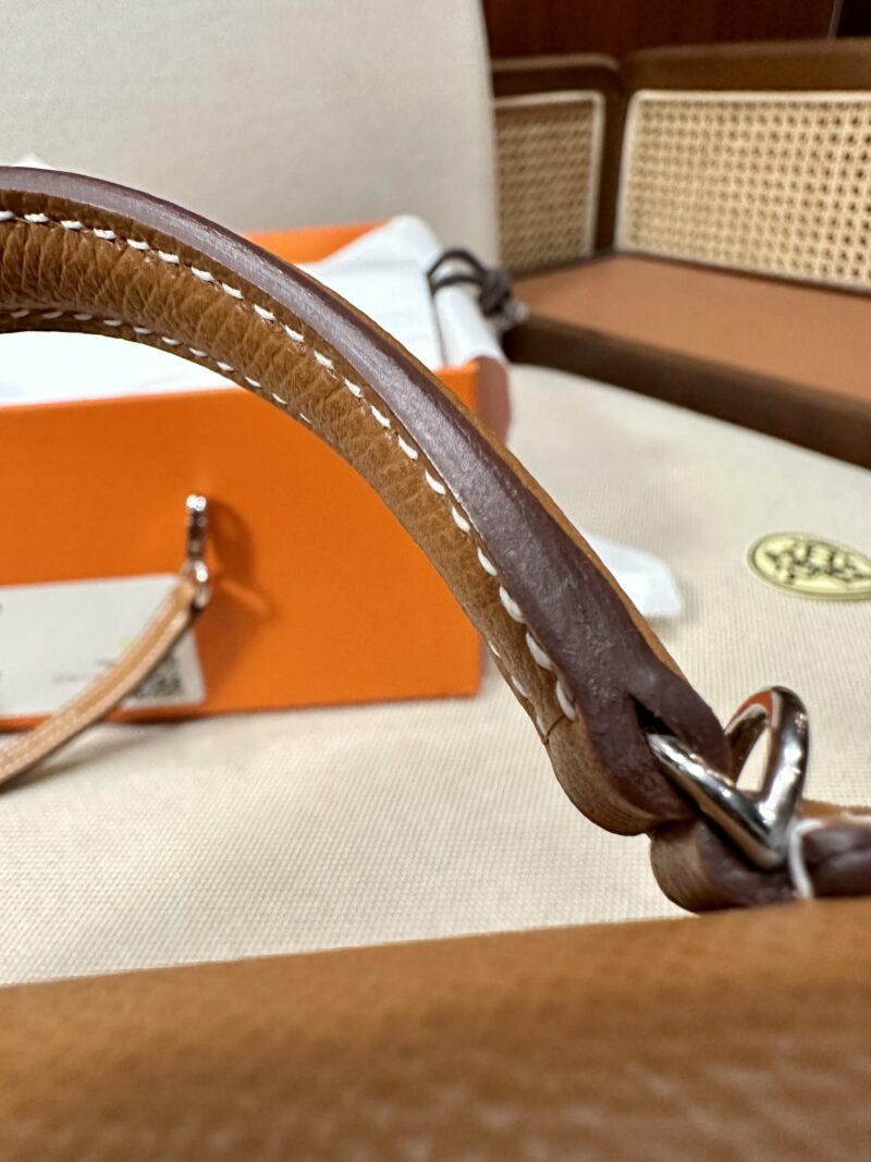 Hermès Mini Kelly 19 Epsom Gold Gold Hardware - Image 8