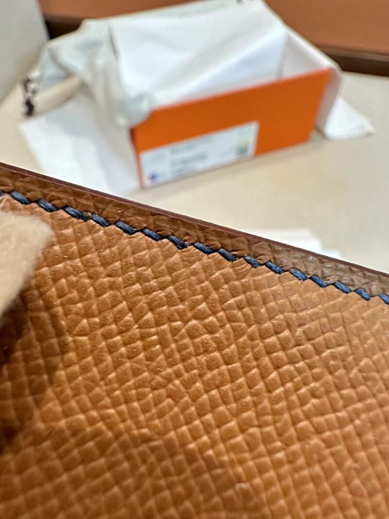 Hermès Mini Kelly 19 Gold & Deep Blue Gold Hardware - Image 10