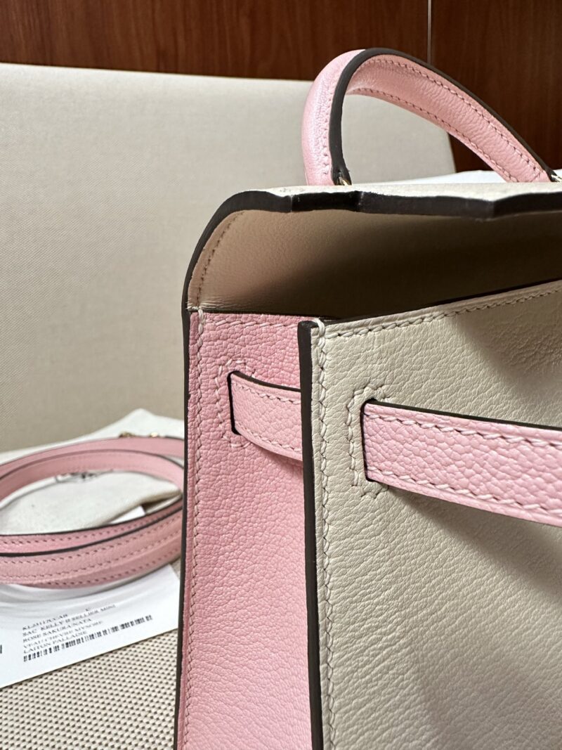 Hermès Mini Kelly 19 Chevre Nata & Rose Sakura Gold Hardware - Image 8