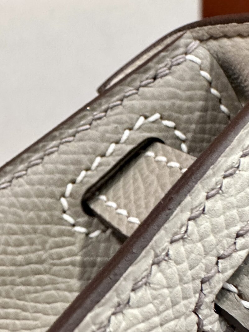 Hermès Mini Kelly 19 Epsom Craie & Gris Asphalt Silver Hardware - Image 14